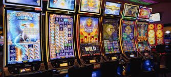 qr44 Live casino, slot dan sportsbook dalam satu ruang